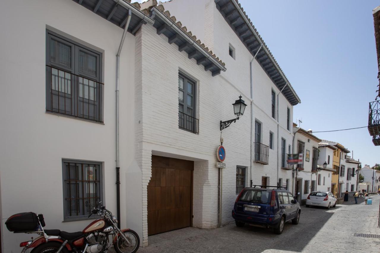 INOLVIDABLES VISTAS A LA ALHAMBRA, Parking Apartment Granada Bagian luar foto