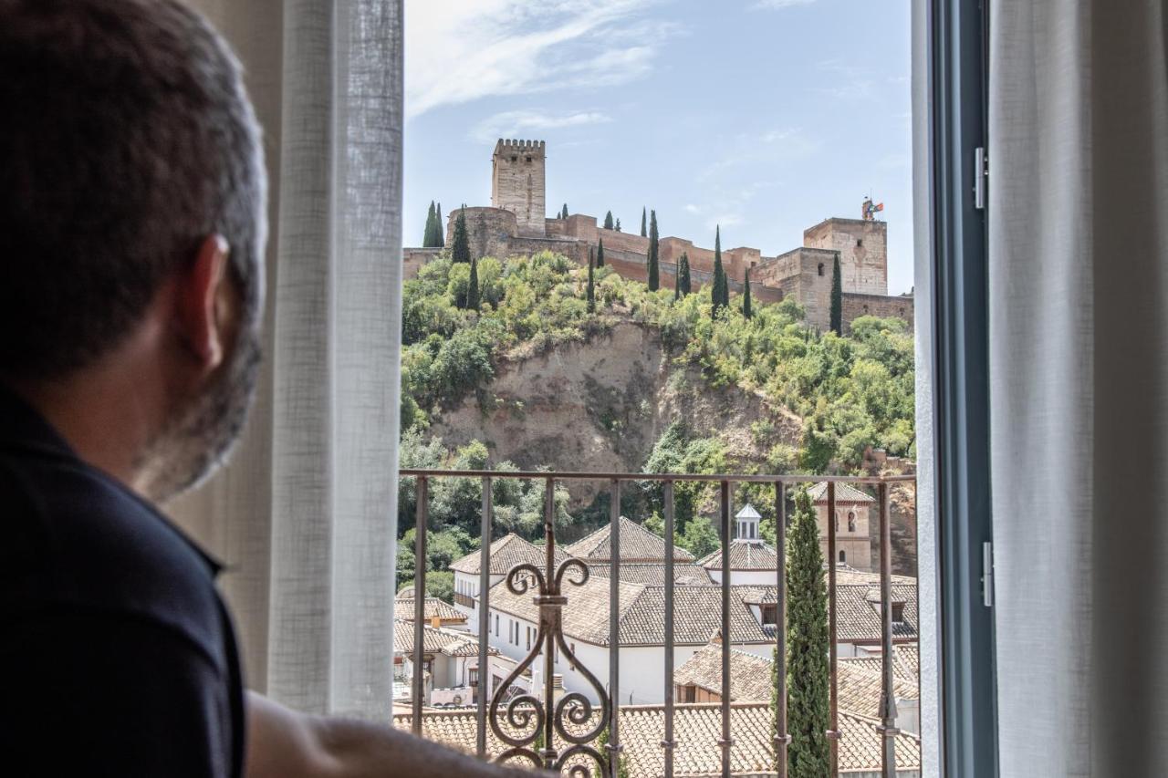 INOLVIDABLES VISTAS A LA ALHAMBRA, Parking Apartment Granada Bagian luar foto